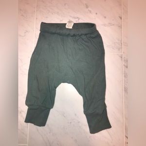Kate Quinn // sport pant // sage brush // 12-18 months // skinny rib